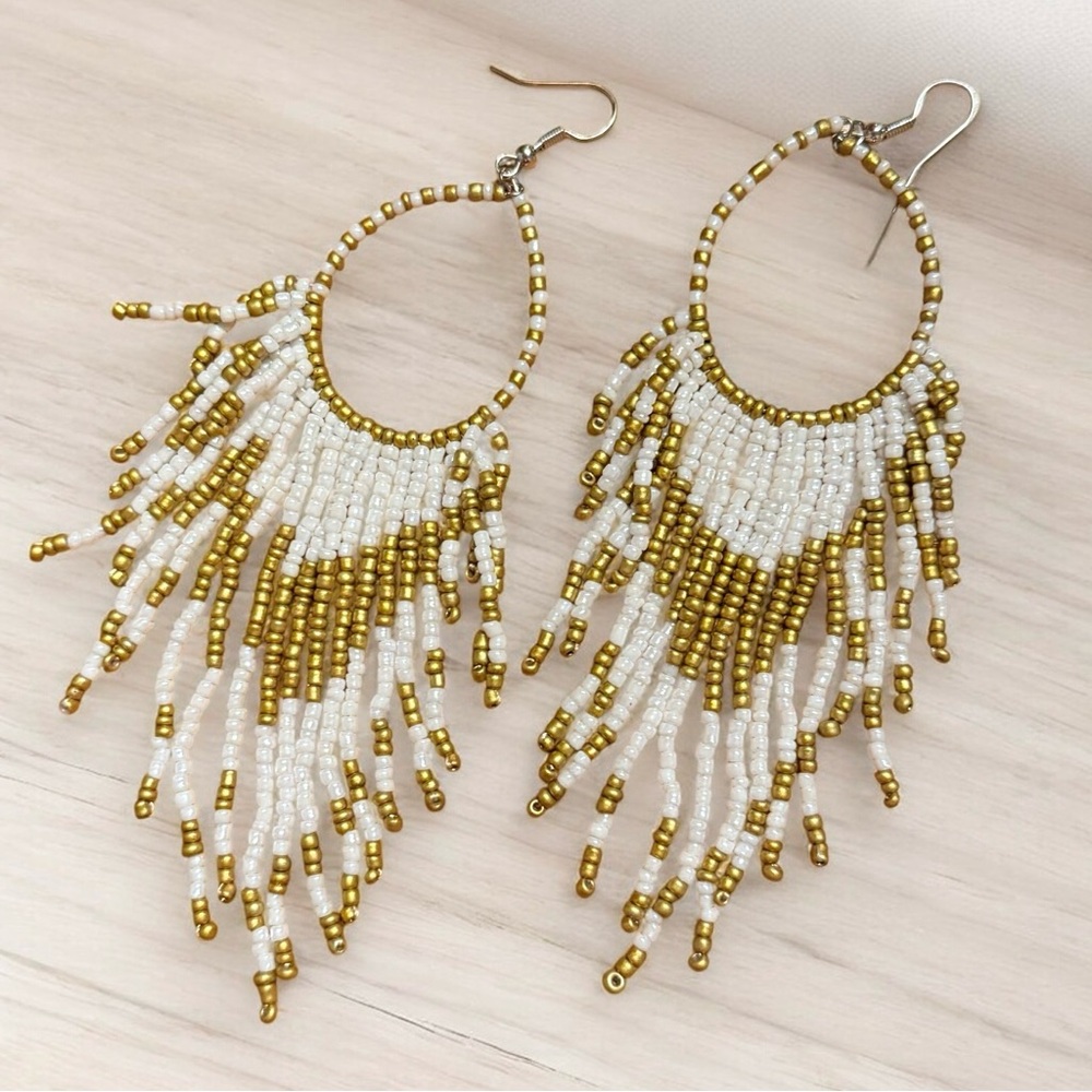 🤎 Bohemian Beaded Fringe Hippie Drop Earrings White Gold or Black Brown